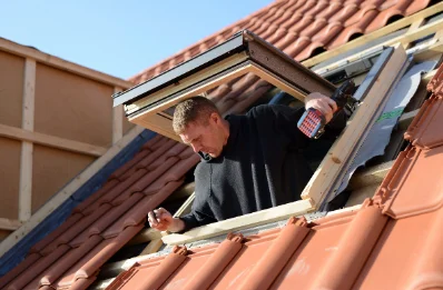 Pose de fenêtres de toit Velux à Treffort